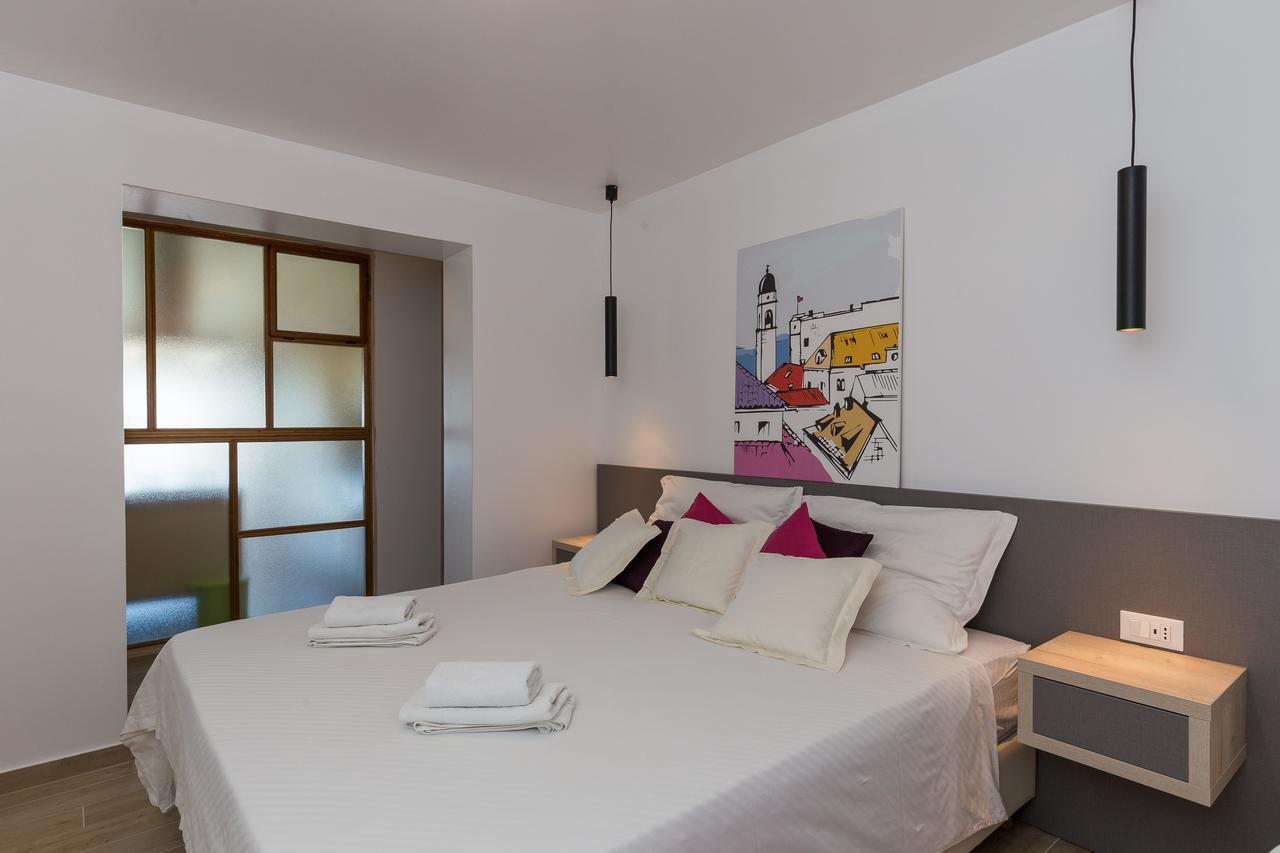 Apartments Carol Royal ซัฟทัท ภายนอก รูปภาพ