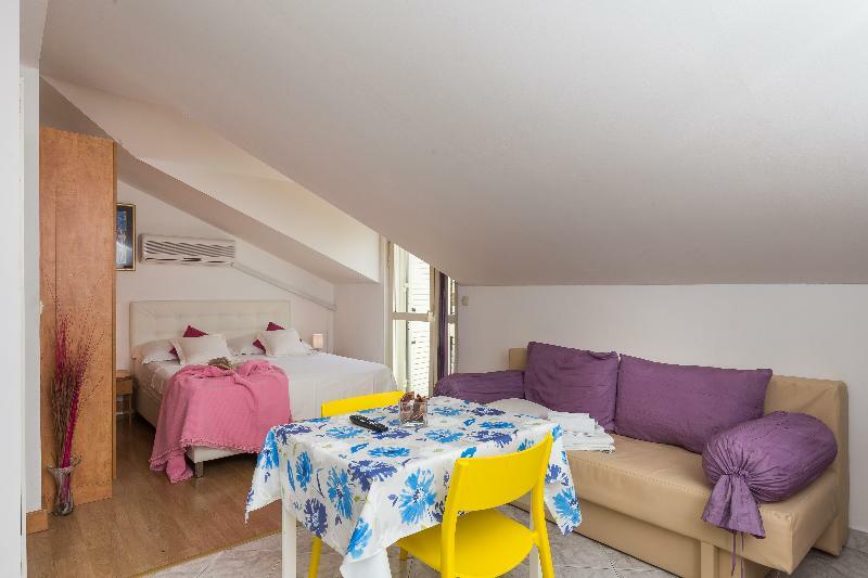 Apartments Carol Royal ซัฟทัท ภายนอก รูปภาพ